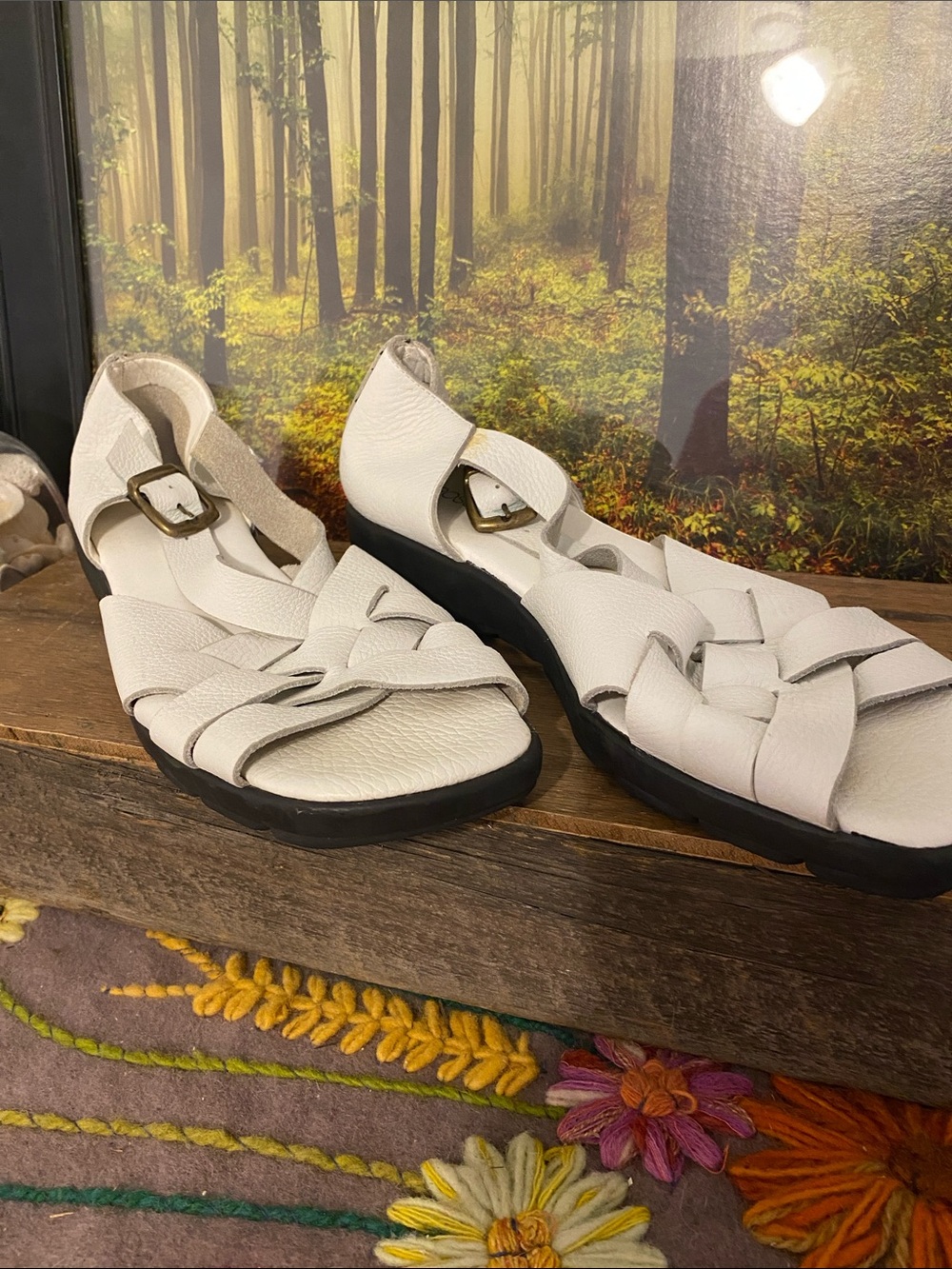 AEROSOLES White Leather Woven Slingback Sandals